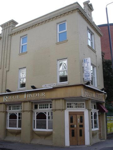 Blacksmiths Arms, 25 West Ferry Road - in October 2006