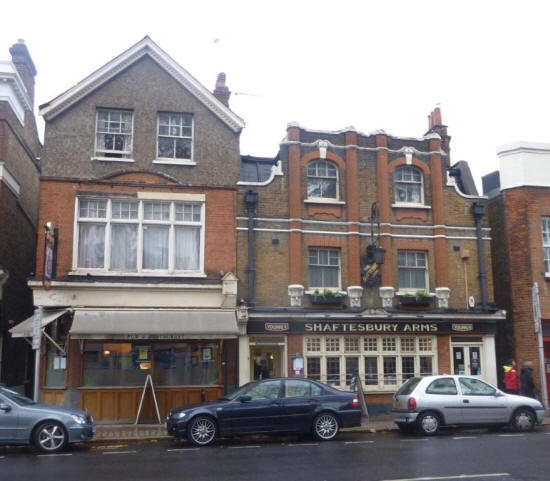 Shaftesbury Arms, 121 Kew Road, Richmond - in November 2010