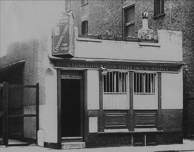 Spread Eagle, 117 Rotherhithe Street, Rotherhithe - a Charringtons pub