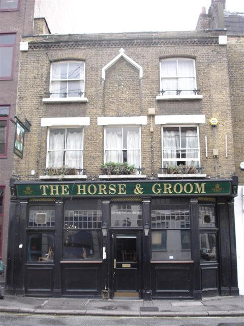 Horse & Groom, 28 Curtain Road - in January 2007