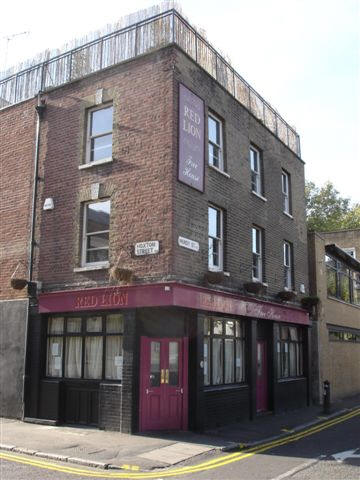 Red Lion, 41 Hoxton Street - in November 2006