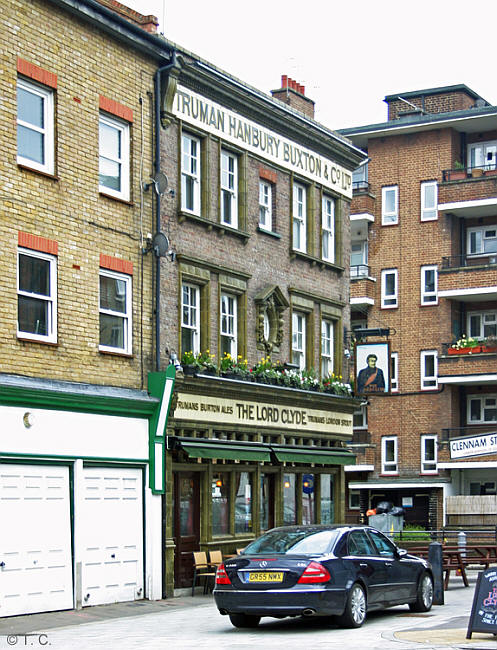 Lord Clyde, 27 Clenman Street, SE1 - in March 2011
