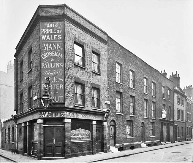 The Prince of Wales, 23 Lant Street, Southwark SE1 in 1920 - licensee is A W Childs