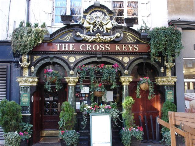 Cross Keys, 31 Endell Street - in December 2006