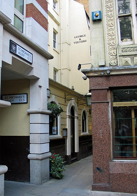 George & Vulture Tavern, 3 Castle Street, Birchin Lane, Lombard Street EC3 - in July 2014