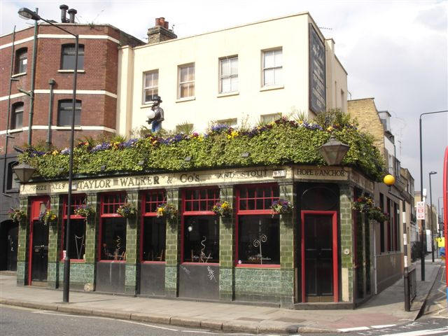 Hope & Anchor, 74 Crowndale Road, NW1 - in March 2007