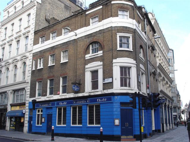 O'Neils, 65 Cannon Street - in January 2007