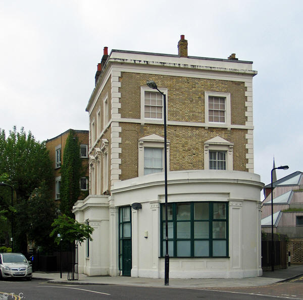 Albion Tavern, 2 Clissold Road N16 - in May 2013