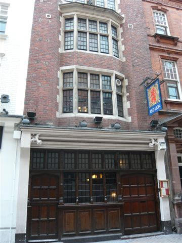Red Lion, 14 Kingly Street, W1 - in April 2008
