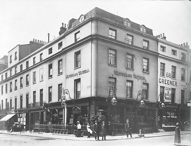 Waterloo Tavern, Haymarket and Charles street, Westminster - circa 1910