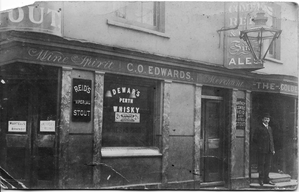 Golden Cross, 54 Church Street, Woolwich, with Charlie Edwards, licensee - circa 1914