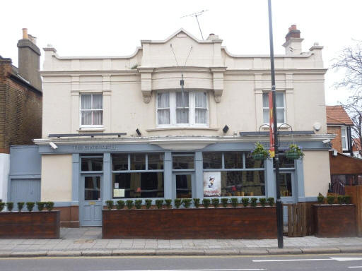 White Lion, 290 High Street, Acton - in March 2010