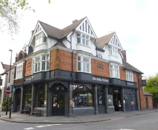 Duke of Sussex, 75 South Parade, Acton Green, W4 - in April 2010