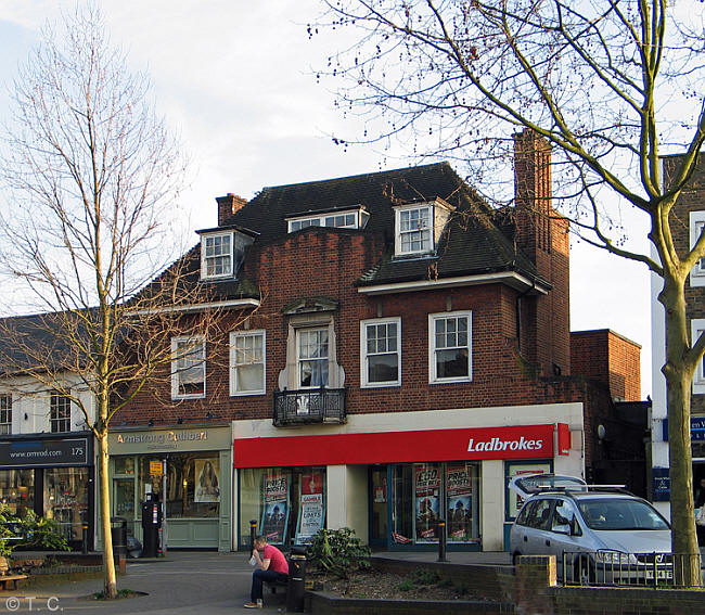 Prince of Wales, 179 Chiswick High Road, Chiswick W4 - in March 2014