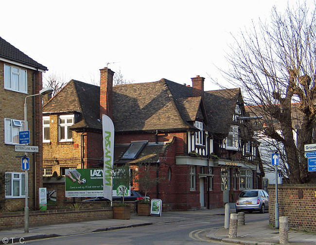 Queens Head, 12 Sutton Lane, Chiswick W4 - in March 2014
