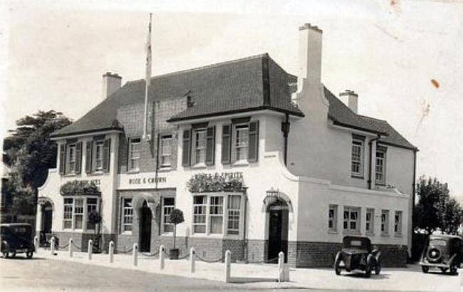 Rose & Crown, High Street, Feltham (opened in 1940)