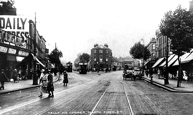 Tally Ho Corner, North Finchley demolished about 1920
