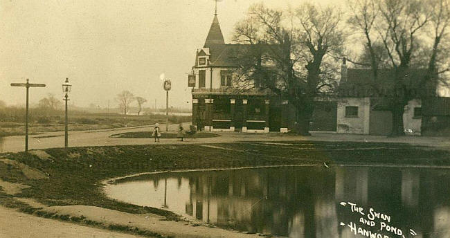Swan, Swan Road, Hanworth - in 1910
