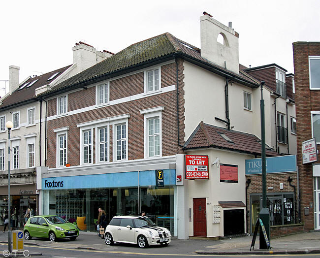 Royal Oak, 1117 Finchley Road, Hendon, NW11 - in January 2012