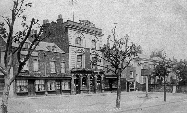 Bell & Horns, 31 North road, Highgate - circa 1900