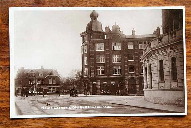 Neals Corner & Old Bell Inn, Hounslow - in 1917