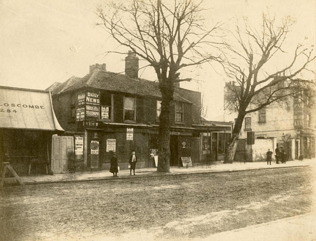 Black Lion, High Road, Kilburn - circa 1888