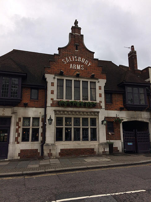 Salisbury Arms, Hoppers Road, Winchmore Hill N21 - in March 2017