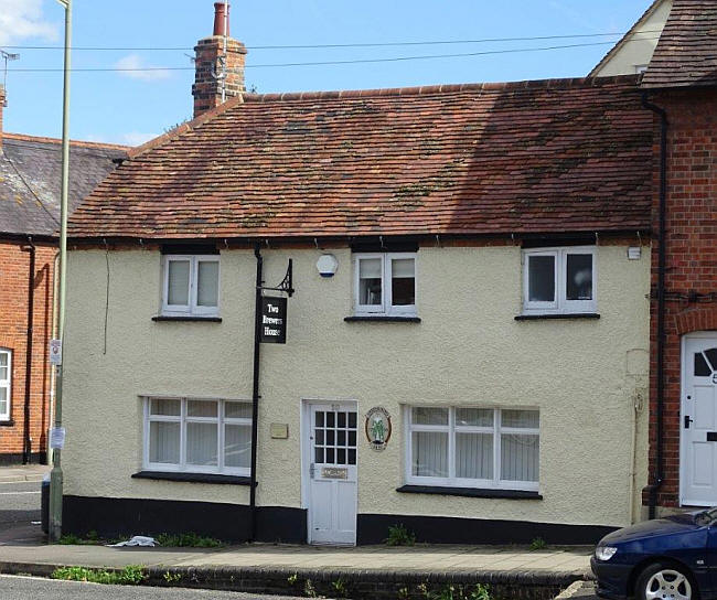 Two Brewers, 50 North Road, Thame, Oxfordshire - in September 2016