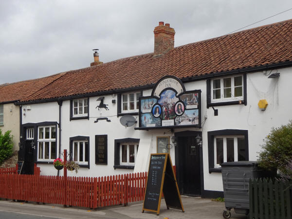 Sedgemoor Inn, 19 Main road, Westonzoyland TA7 0EB - in August 2020