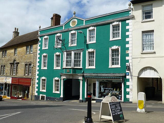 Greyhound, 12 Market Place, Wincanton - in 2013