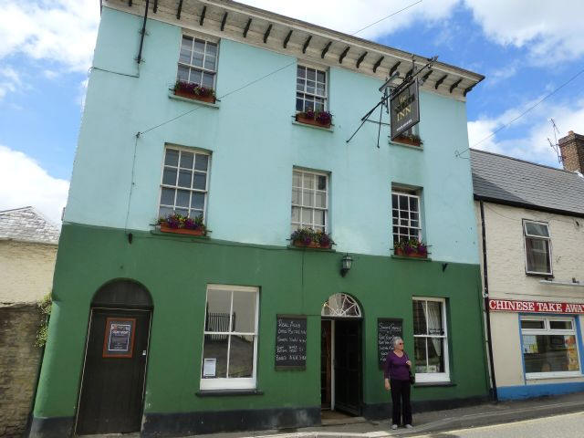 Nog Inn, South Street, Wincanton - in 2013