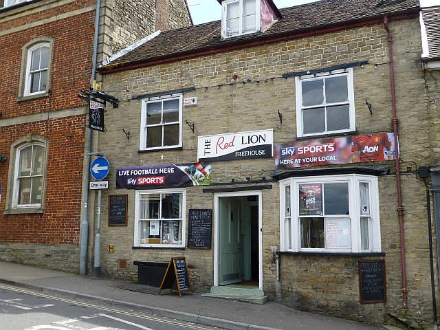 Red Lion, 3 Market Place, Wincanton - in 2013