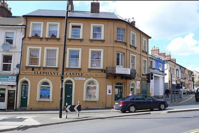 Elephant & Castle, 59 Middle street, Yeovil, Somerset