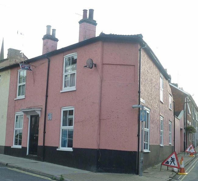 Red Lion, 6 Ipswich Street, Bury St Edmunds - in October 2013