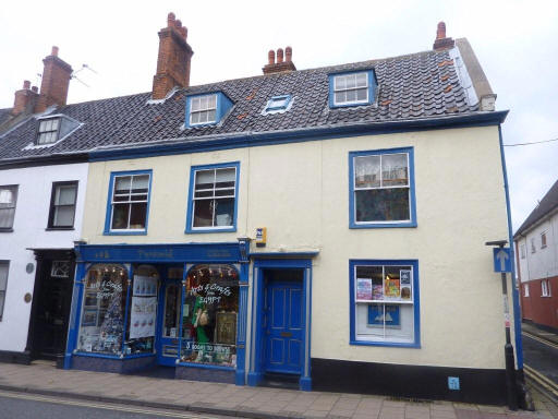 Crown & Anchor, 149 High Street - in November 2009