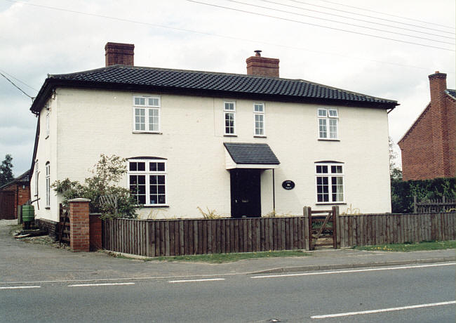 Red Lion, Palgrave