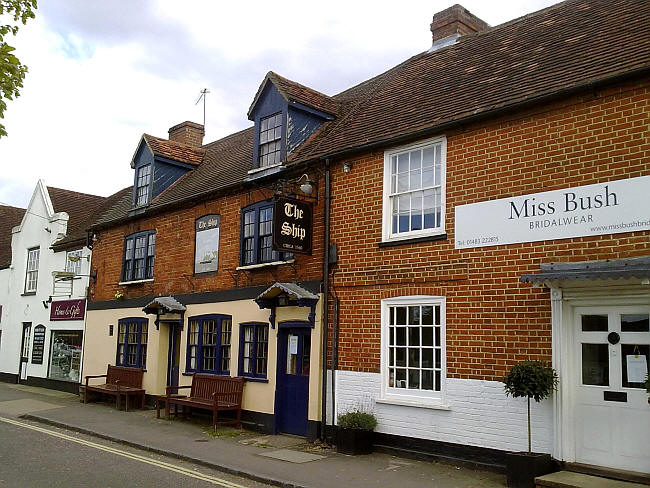 Ship, High Street, Ripley - in April 2014