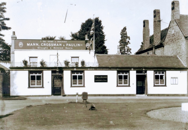 Stag & Hounds, The Common, Weybridge