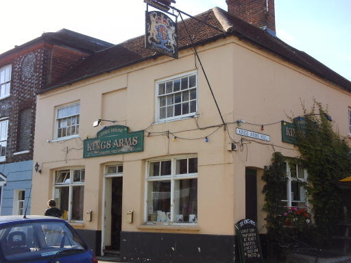 Kings Arms, 36 Tarrant Street, Arundel - in September 2009