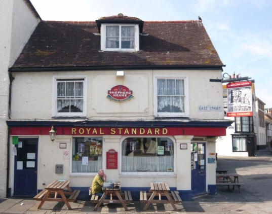 Royal Standard, 13 East Street, Hastings - in May 2009