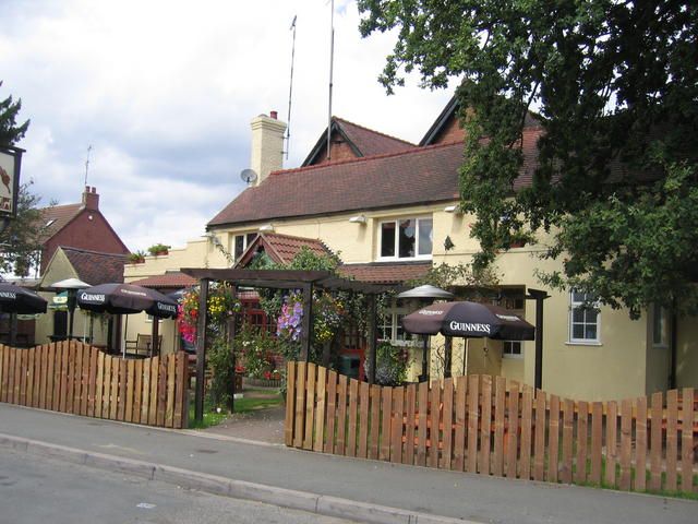 Hare & Hounds, Watery Lane, Keresley - 27 August, 2006