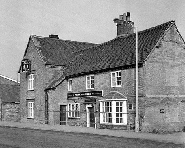 The Jolly Colliers, College Street, Chilvers Coton, Nuneaton is now replaced by houses.