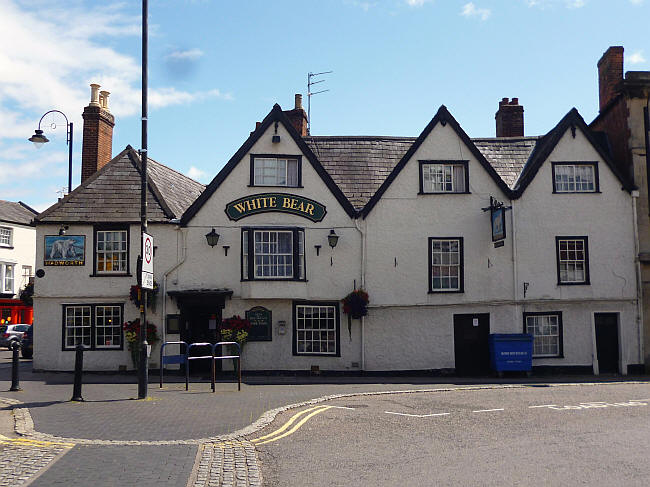 White Bear, 1 Monday Market stret, Devizes, Wiltshire