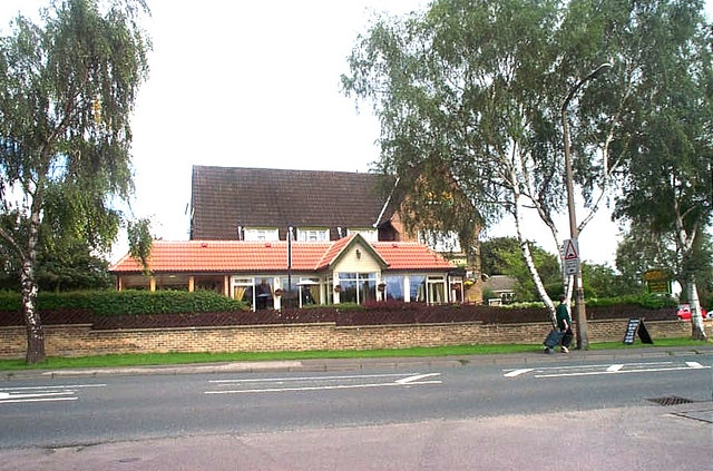 The Carleton Hotel, Hardwick Road, Pontefract. 30 August 2006